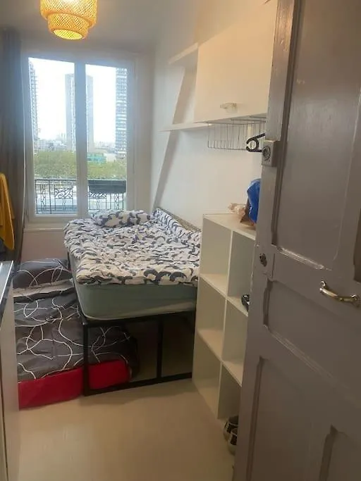 Studio Mirabeau - View Seine & Tour Eiffel باريس